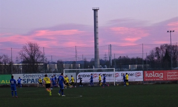 Sportzentrum Hartberg Kunstrasenplatz - Hartberg