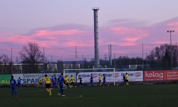 Kunstrasenplatz Sportzentrum Hartberg - Hartberg