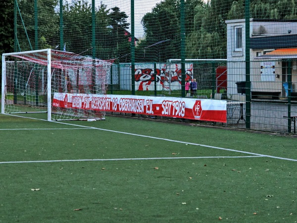 Sportplatz Tiroler Straße - Oberhausen/Rheinland-Dümpten
