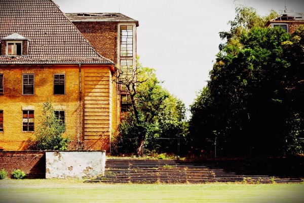 Militärstadion an der Höheren Fliegertechnischen Schule - Niedergörsdorf-Altes Lager