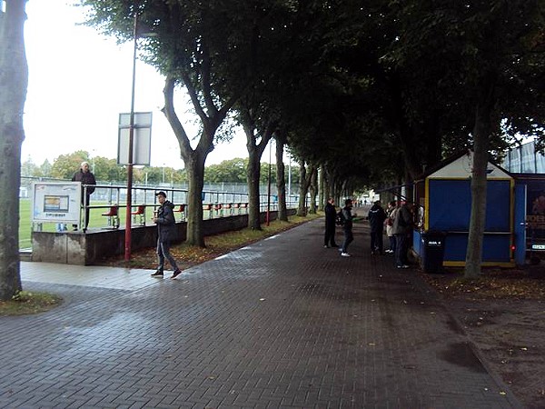 Eintracht-Stadion B-Platz  - Braunschweig