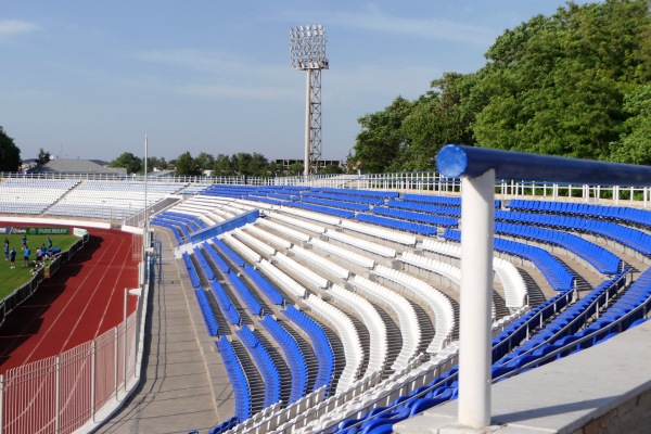 Dinamo stadioni - Samarkand