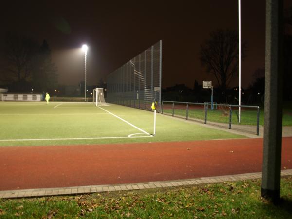 Sportplatz Sulzbachstraße - Ostpark-Arena - Düsseldorf-Grafenberg