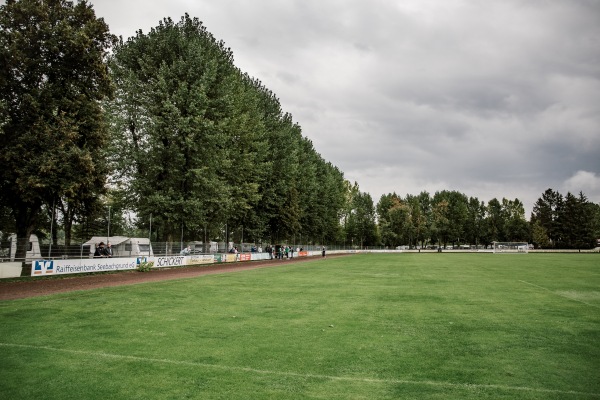 Sportanlage Campingstraße - Erlangen-Großdechsendorf