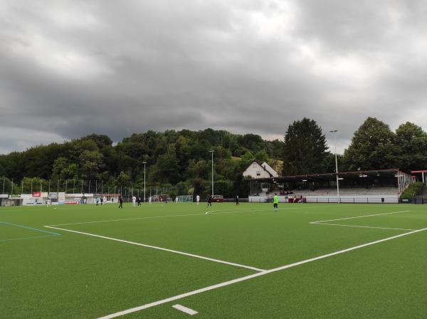 Willi-Vieler-Stadion - Iserlohn-Oestrich