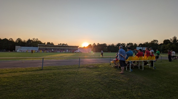 Ukmergės centrinis stadionas - Ukmergė