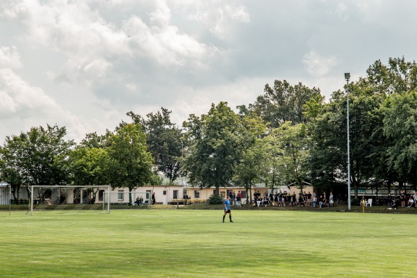 Sportanlage Großenhainer Straße - Ebersbach bei Großenhain-Kalkreuth