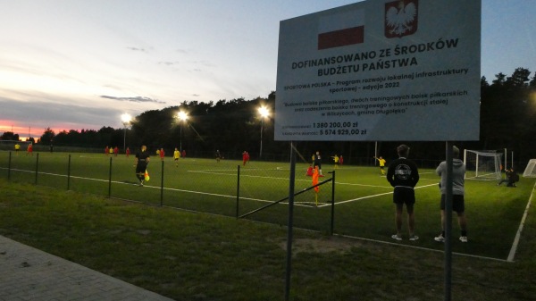 Boisko piłkarskie na ul. Leśnej - Kiełczów