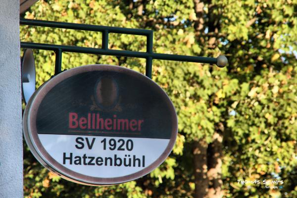 Stadion in der Schelmenhecke Nebenplatz - Hatzenbühl 