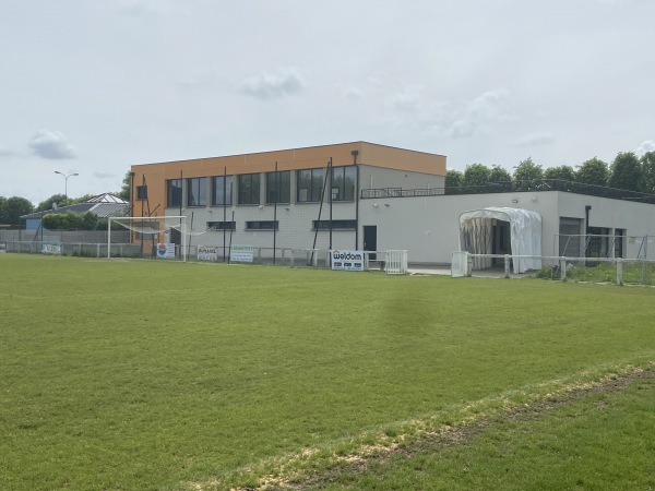 Stade des Écuyers - Luneray Stade des Écuyers - Luneray