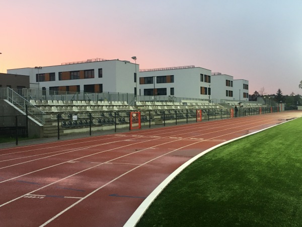 Mareckie Centrum Rekreacyjno - Marki