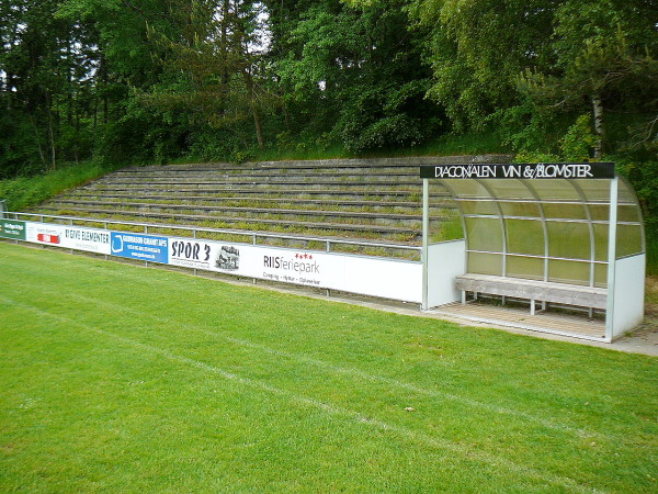 Give Stadion - Give