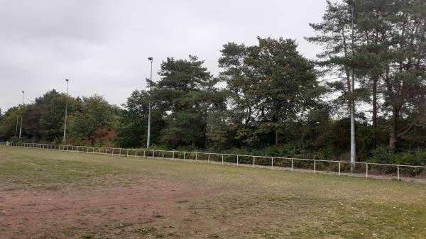 Stadion Roschdohler Weg B-Platz - Neumünster-Einfeld