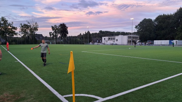 Sportplatz Glück-Auf-Straße - Grevenbroich-Neurath