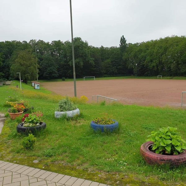 Volksparkstadion Nebenplatz 2 - Duisburg-Rheinhausen