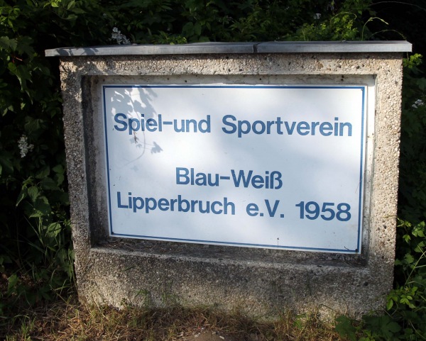 Deutsche Industriebau Sportanlagen - Lippstadt-Lipperbruch