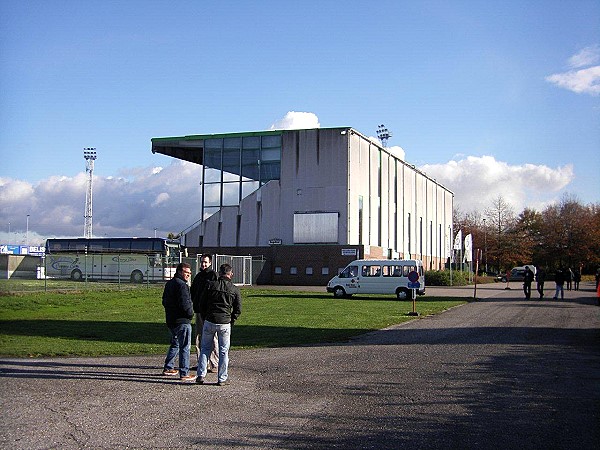 Stadion De Leunen - Geel