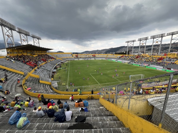 Estadio Gonzalo Pozo Ripalda - Quito