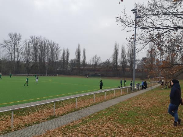 Willi-Sänger-Sportanlage Platz 2 - Berlin-Treptow