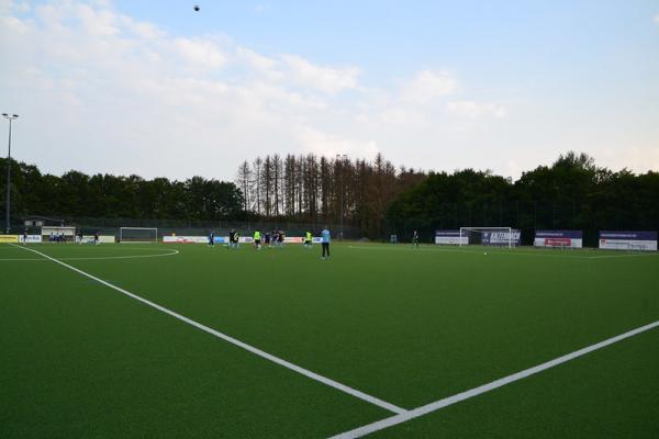 Straußenfarm Stadion - Wermelskirchen-Dabringhausen