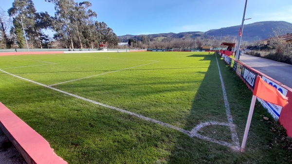 Campo de Fútbol El Ansar - Cartes, CB