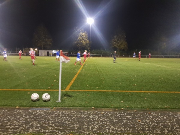 Bürger- und Sportzentrum Flintbek B-Platz - Flintbek