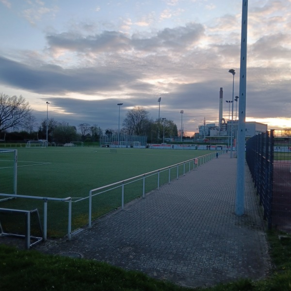 Sportanlage Flinger Broich - Rheinfranken-Platz - Düsseldorf-Flingern