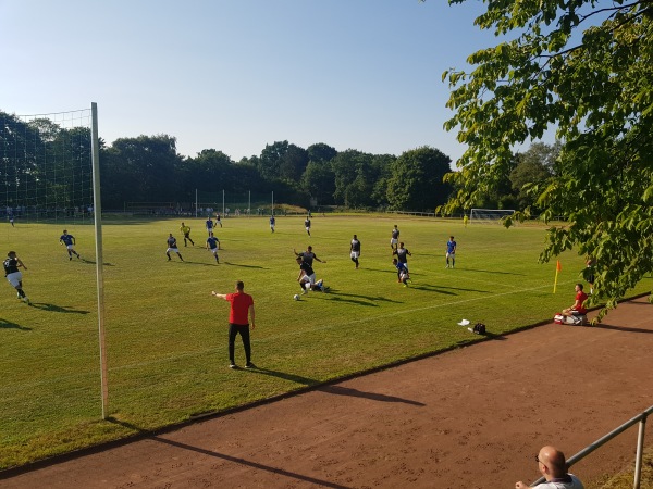 Lufthansa-Sportplatz - Hamburg-Groß Borstel