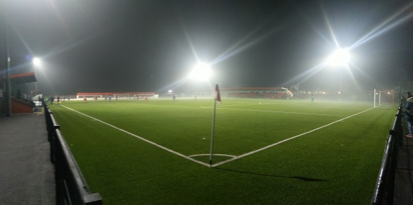 Len Salmon Stadium - Pitsea, Essex