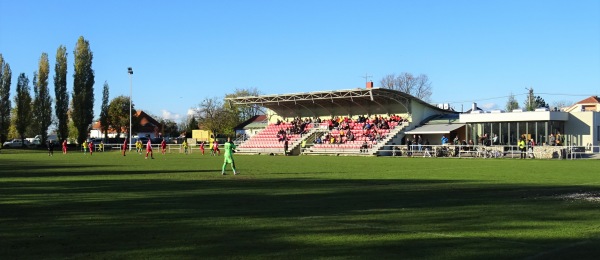 Štadión MFK Malé Dvorníky - Malé Dvorníky