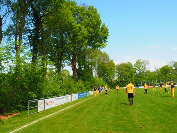 Sportplatz an der Gemeinschaftshalle - Lippetal-Oestinghausen