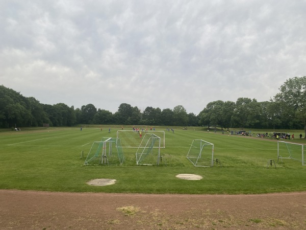 Bezirkssportanlage Kuhhirten Platz 5 - Bremen-Buntentor