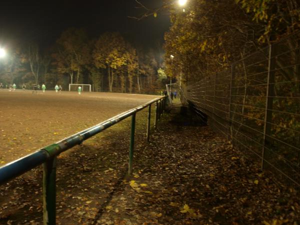 Sportplatz am Waldesrand - Bochum-Linden