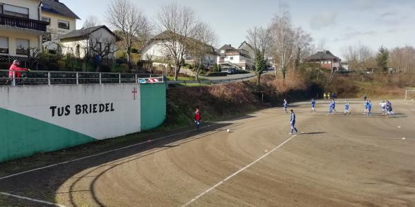 Raiffeisen Markt Weingarten-Arena Graue Erde - Briedel