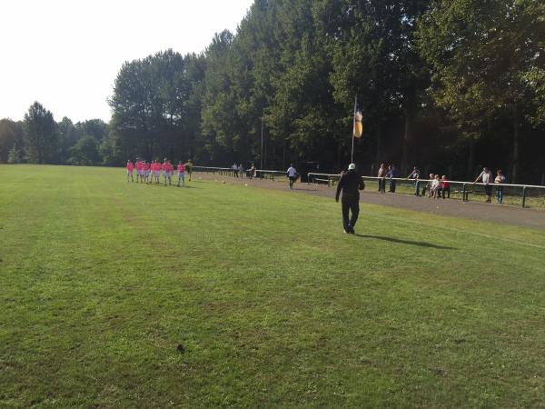 Waldstadion - Felixsee-Friedrichshain