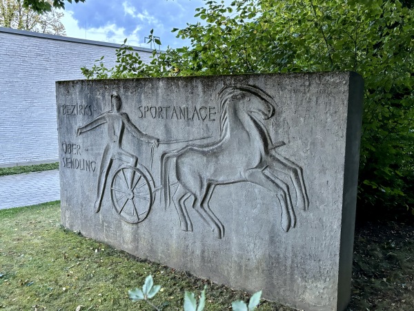 Bezirkssportanlage Surheimer Weg - München-Sendling