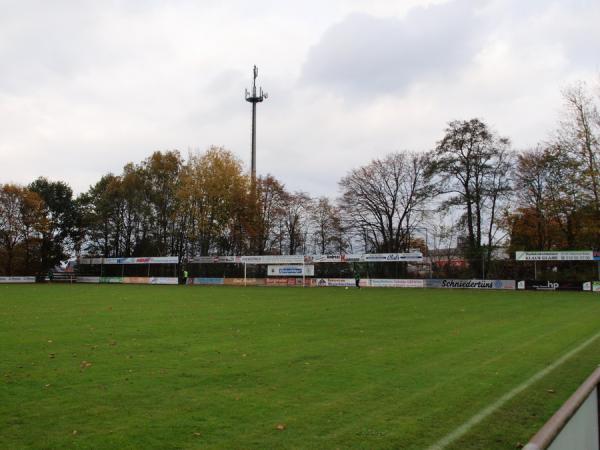 Sportanlage Hubertushöhe - Delbrück-Westenholz