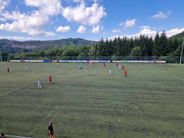 Waldstadion - Kirchhundem-Nieder-Albaum