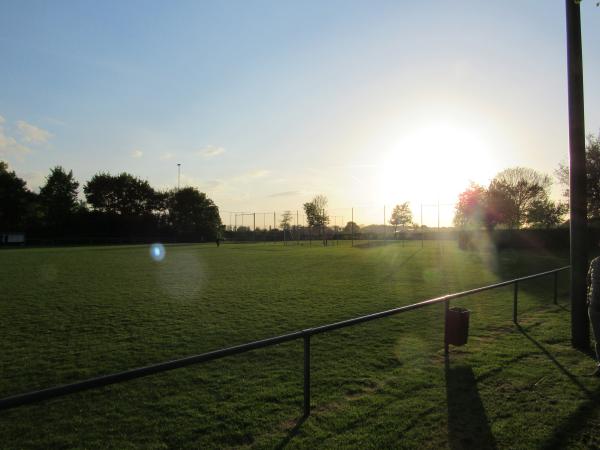 Lindenstadion Nebenplatz 1 - Rees-Haldern