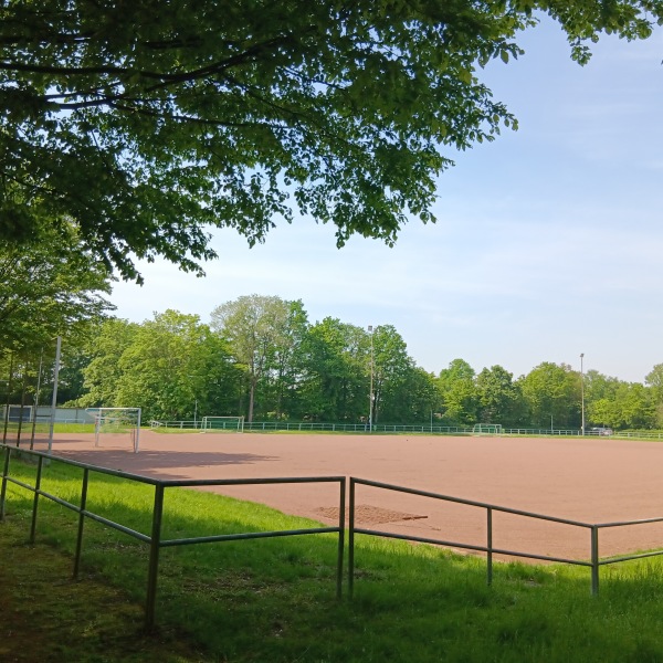 von-Waldthausen-Stadion Nebenplatz 1 - Neuss-Norf