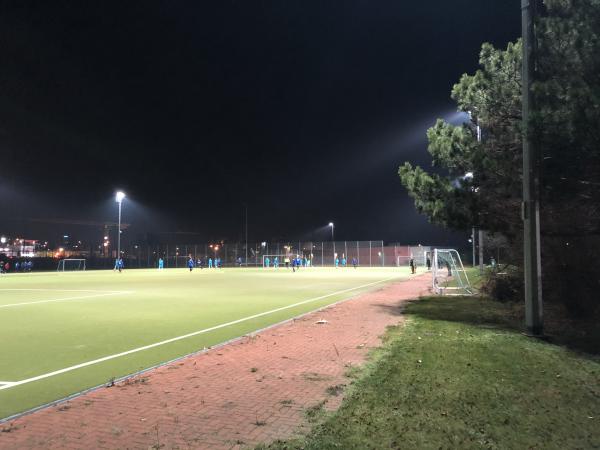 Jubiläumssportplatz 2 - Berlin-Neukölln