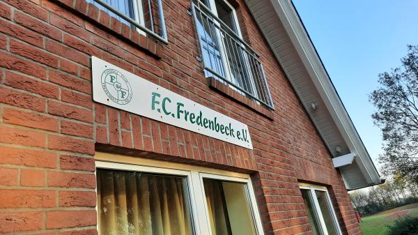 Sportanlage Am Raakamp Platz 2 - Fredenbeck