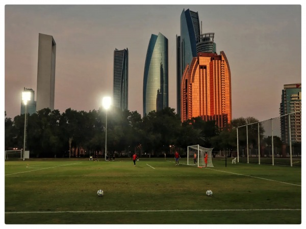 Emirates Palace Football Field - Abū ẓabī (Abu Dhabi)