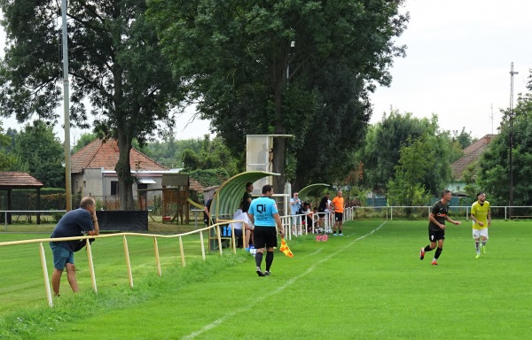 Futbalový štadión OFK Branč - Branč