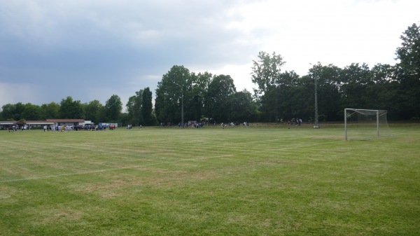 Sportplatz an der Bahn - Borken/Hessen-Trockenerfurth