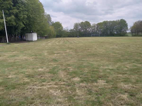 Sportplatz an der Schule - Porta Westfalica-Lohfeld