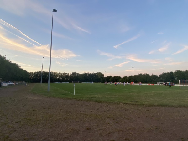 Sportanlage Lerchenweg - Rosengarten bei Harburg-Siedlung Hainbuch