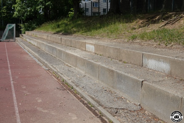 Sportplatz Schlößlesfeld - Ludwigsburg-Oßweil