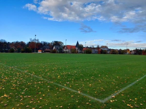 Sportplatz an der Schützenhalle 3 - Schloß Holte-Stukenbrock-Liemke