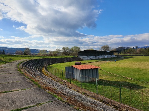 Futbalový štadión Handlová - Handlová